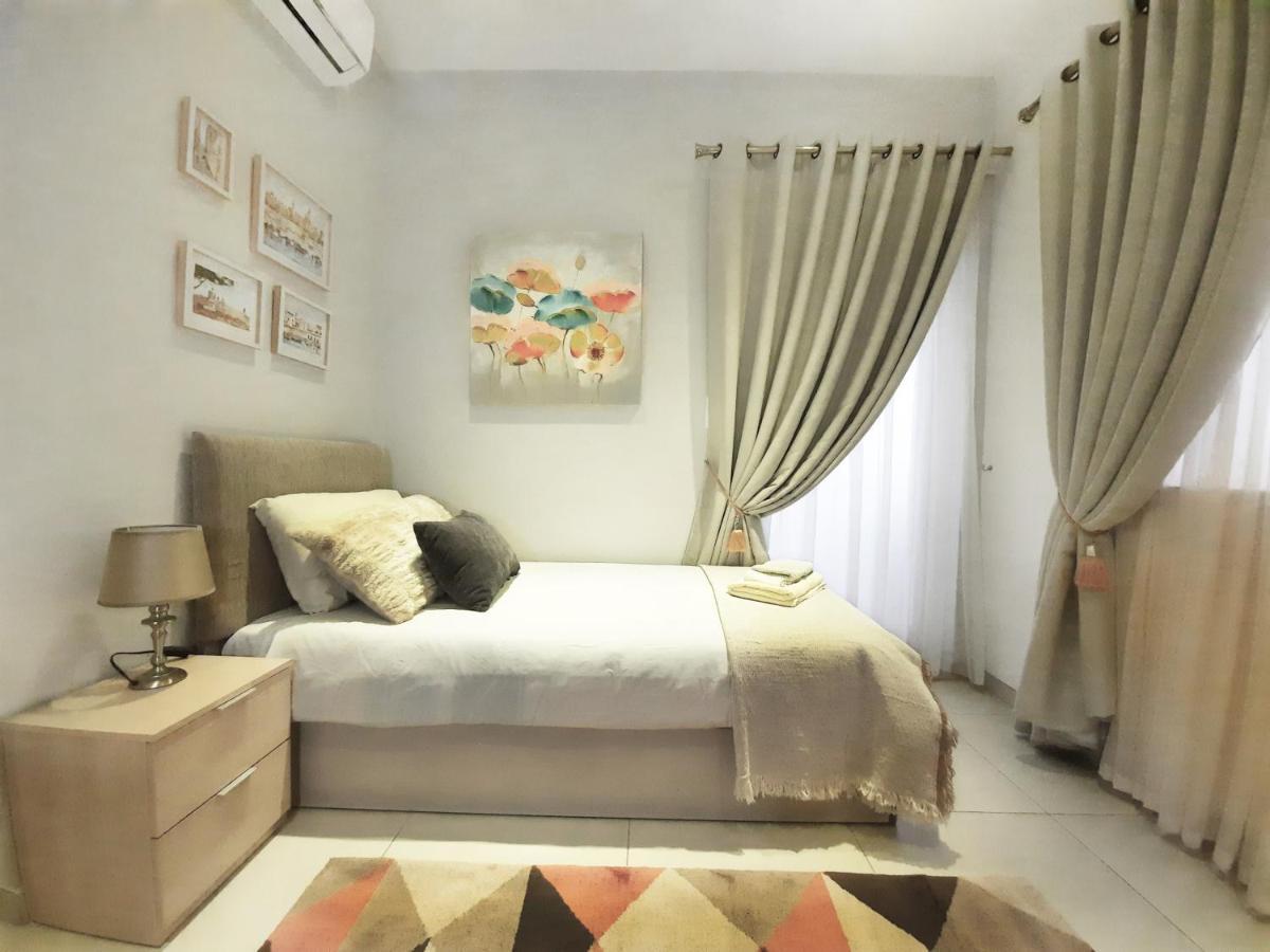 Cozy Rooms - Great Bus Connections - Free Parking 莫斯塔 外观 照片